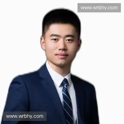 梁英